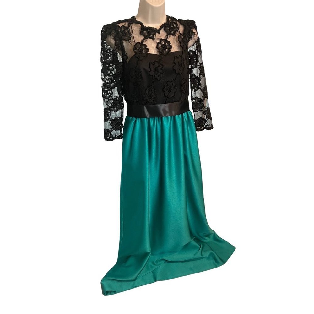 Miss Elliette Made USA Vtg Black Lacy Fitted Bodice and Teal Green Satin Skirt